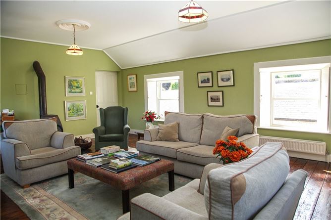 Kilteelagh House, Dromineer, County Tipperary
