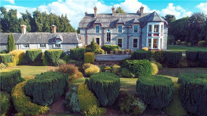 Kilteelagh House, Dromineer, County Tipperary