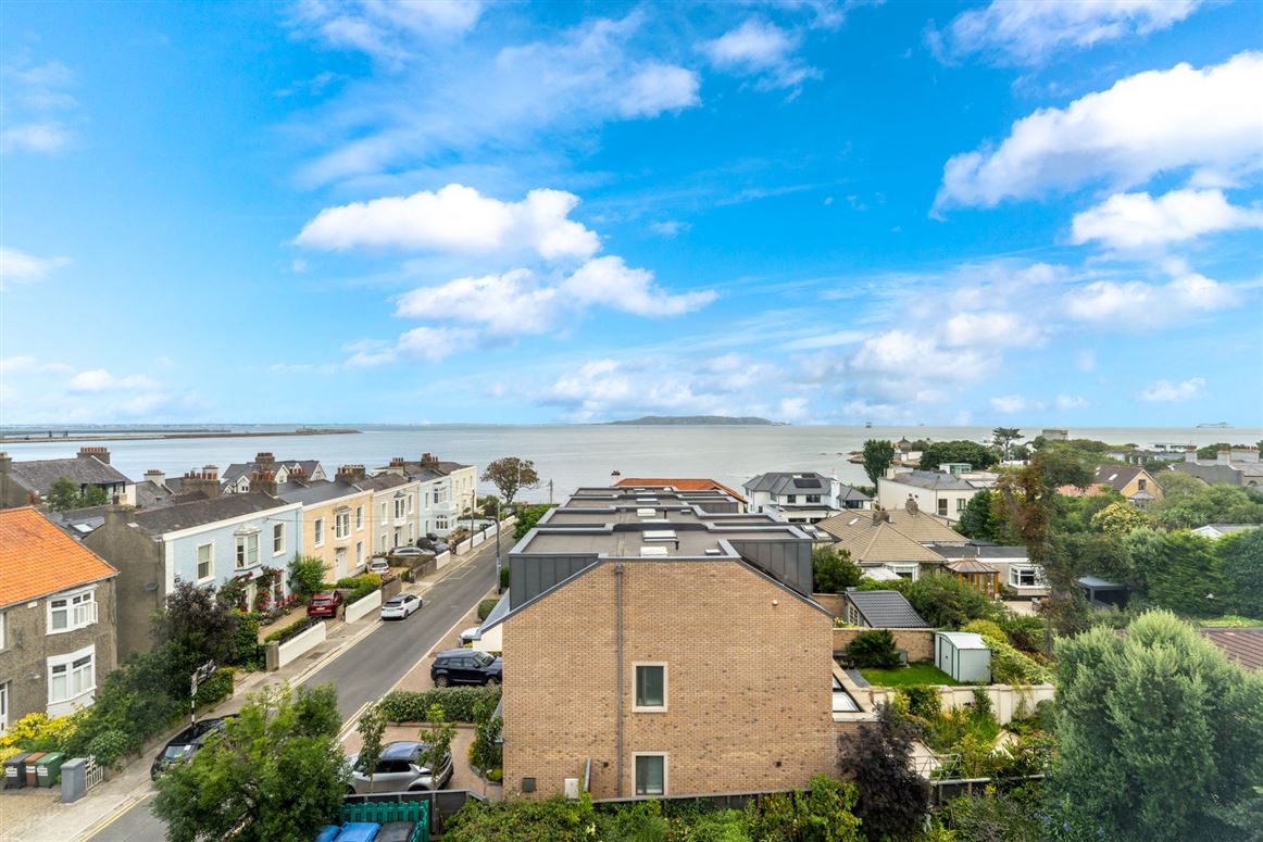 Apartment 13, Gowran Hall, Ballygihan Avenue, Sandycove, Sandycove, County Dublin