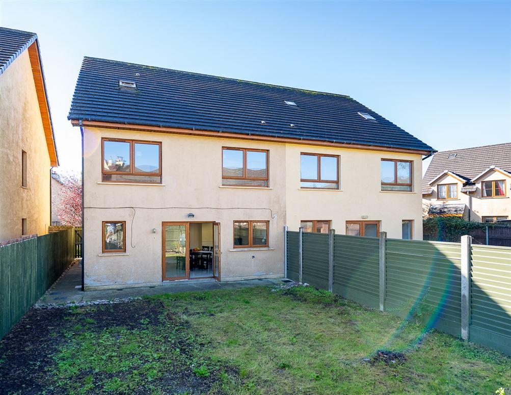 11 Heather Park, Pairc na Gloine, Kenmare, Co. Kerry, V93WC82
