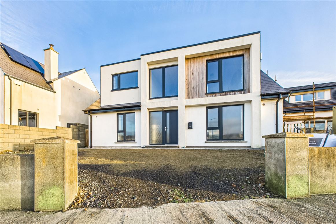 13 Laoi Na Mara, Dunmore East, Co. Waterford