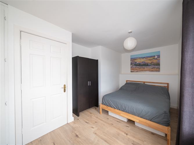 Photo 17 of 23 — 34 Millers Hall, Thomas Street, South City Centre, Dublin 8