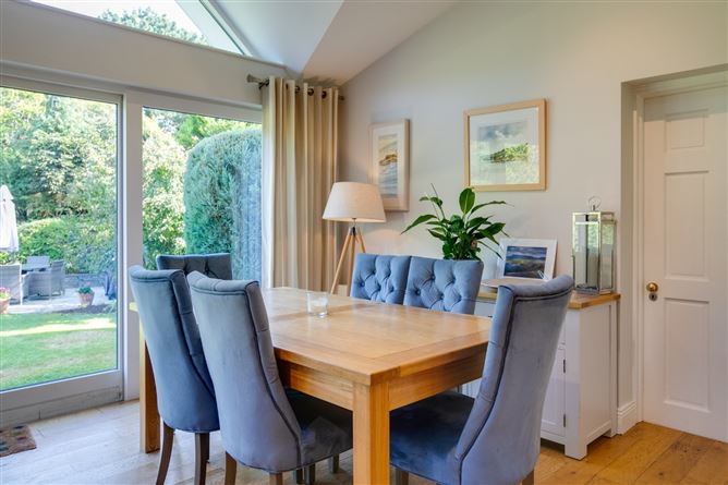 8 Vesey Park, Lucan, Co. Dublin