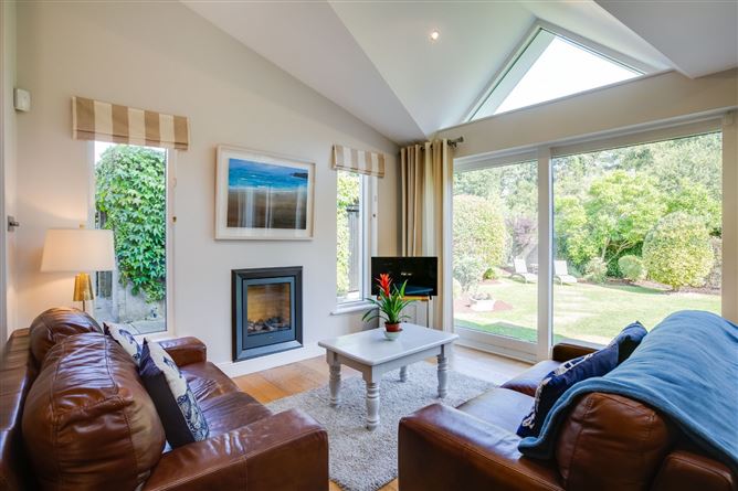 8 Vesey Park, Lucan, Co. Dublin