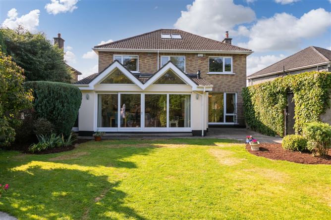 8 Vesey Park, Lucan, Co. Dublin
