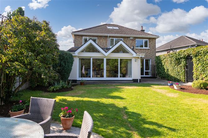 8 Vesey Park, Lucan, Co. Dublin