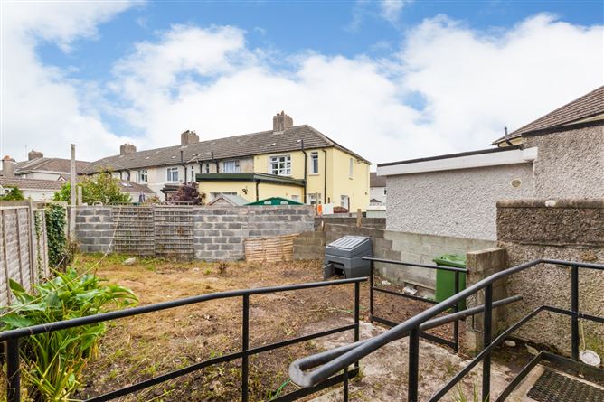19 Glencloy Road, Larkhill, Whitehall, Dublin 9