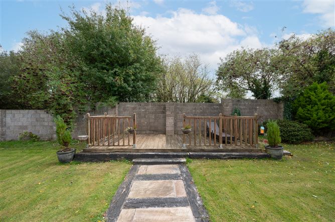 24 Carraig Aoil, Cloughduv, Cork