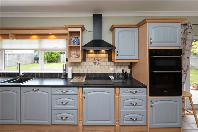 24 Carraig Aoil, Cloughduv, Cork