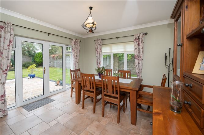 24 Carraig Aoil, Cloughduv, Cork