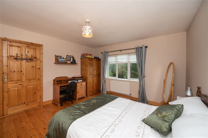 24 Carraig Aoil, Cloughduv, Cork