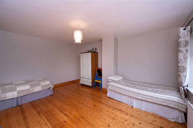 24 Carraig Aoil, Cloughduv, Cork