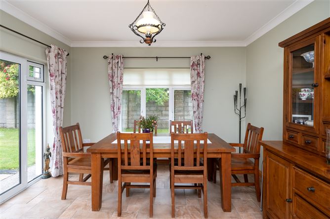 24 Carraig Aoil, Cloughduv, Cork