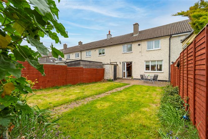 94 Mountain View Park , Rathfarnham,   Dublin 14