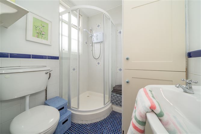 17 Sallynoggin Villas, Glenageary, County Dublin