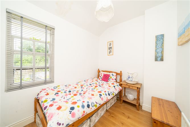 17 Sallynoggin Villas, Glenageary, County Dublin