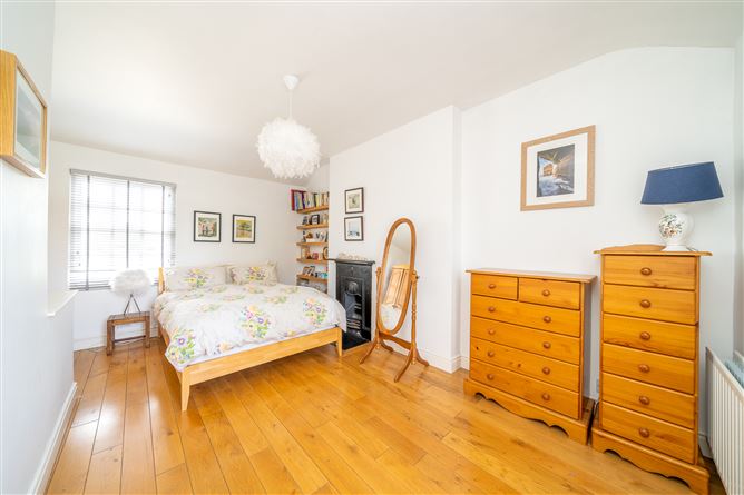 17 Sallynoggin Villas, Glenageary, County Dublin