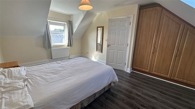 No 6 Maple Court, Cobh, Cork