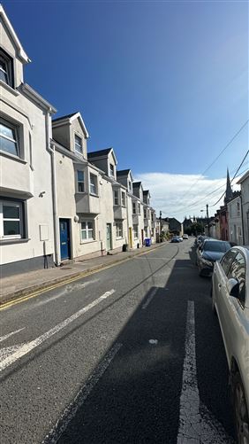 No 6 Maple Court, Cobh, Cork