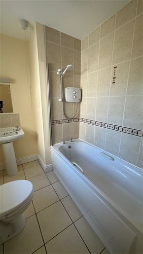 No 6 Maple Court, Cobh, Cork