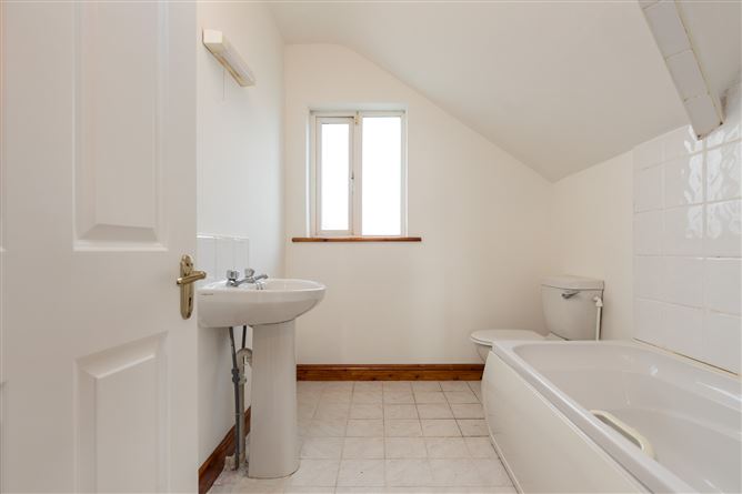 Cois Na Farraige, 21 Harbour Court, Courtown, Co. Wexford