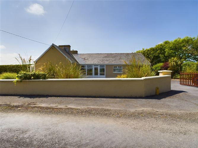 Clouncuneen, Carrigaholt, Co. Clare.