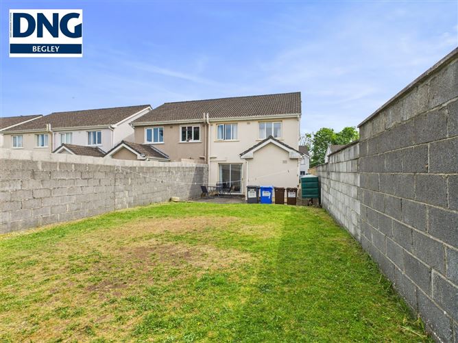 27 Annsfield Woods, Baylough, Athlone