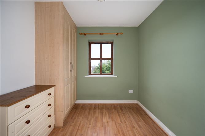 Yeats Hall, Prospect Woods, Longford