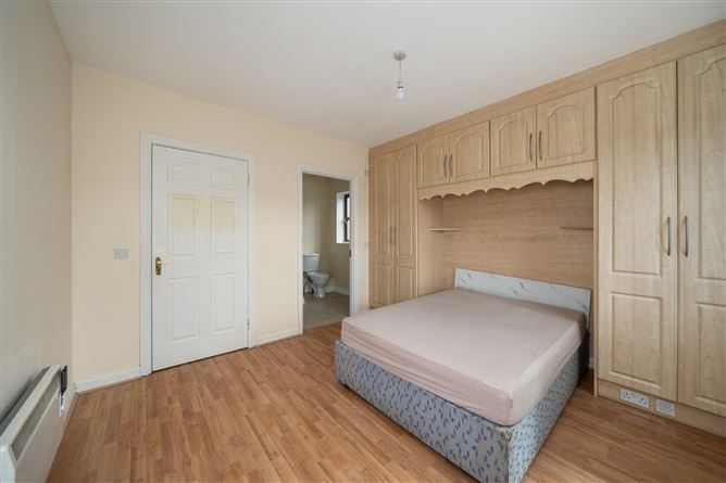 Yeats Hall, Prospect Woods, Longford