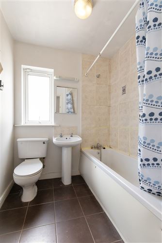 33 Beechfield Drive, Castaheany, Clonee, Dublin 15