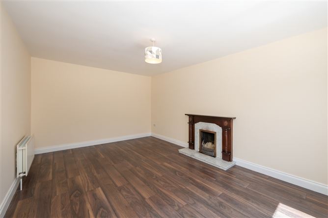 Photo 5 of 24 — 234 Eagle Valley, Sarsfield Road, Wilton, Cork