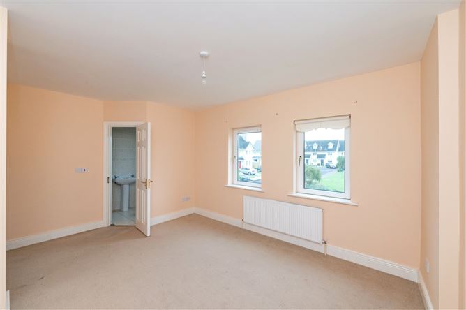 10 Manor Grove, Grange Manor, Ovens, Co. Cork