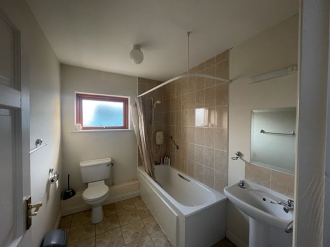 1 Dun Bhrendain , Lisdoonvarna, Clare