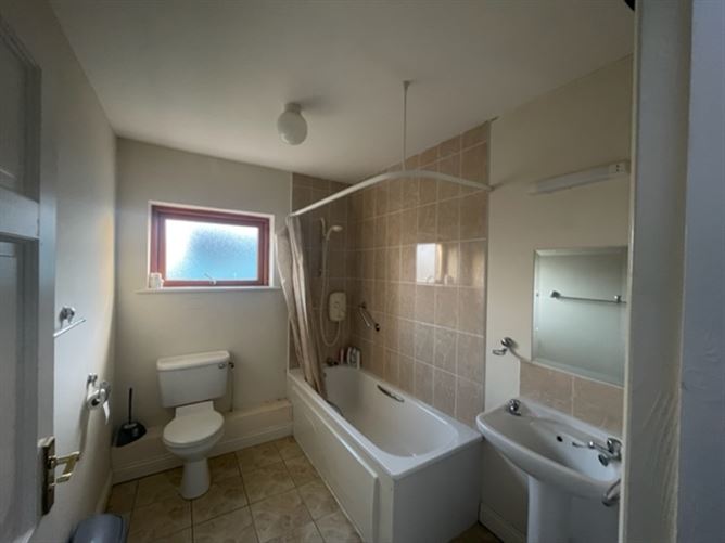 1 Dun Bhrendain , Lisdoonvarna, Clare