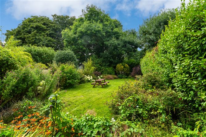 Photo 23 of 25 — 84 Iveragh Road , Whitehall, Dublin 9