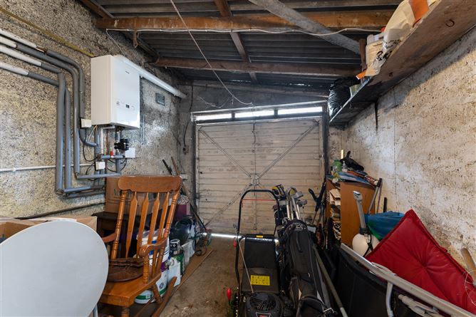 Photo 21 of 25 — 84 Iveragh Road , Whitehall, Dublin 9