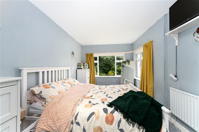 Photo 16 of 25 — 84 Iveragh Road , Whitehall, Dublin 9