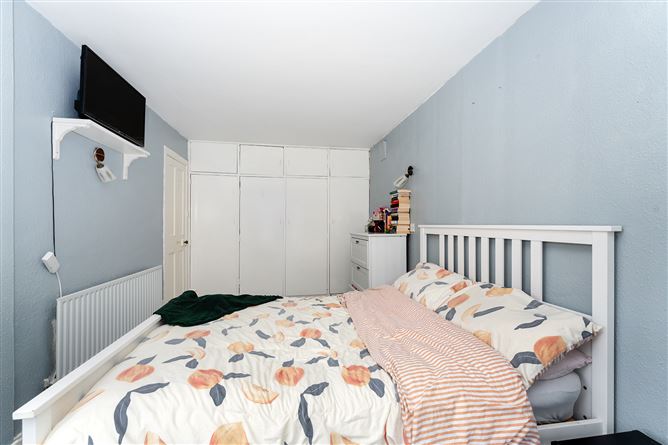 Photo 15 of 25 — 84 Iveragh Road , Whitehall, Dublin 9