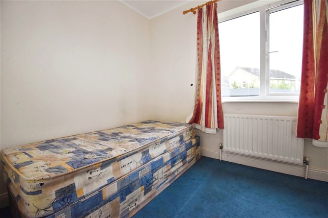 16 Beechwood Avenue, Cluain Ard, Cobh, Cork