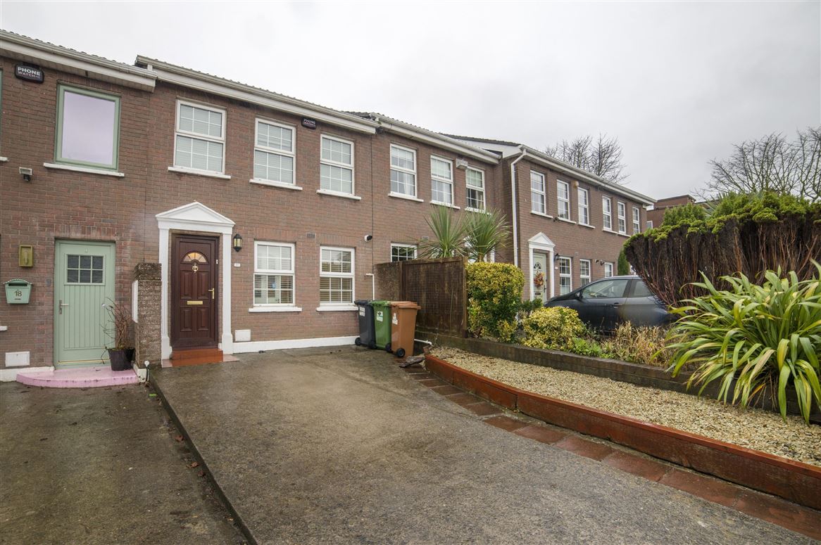 17 Rosbeg Court, Sutton, Dublin