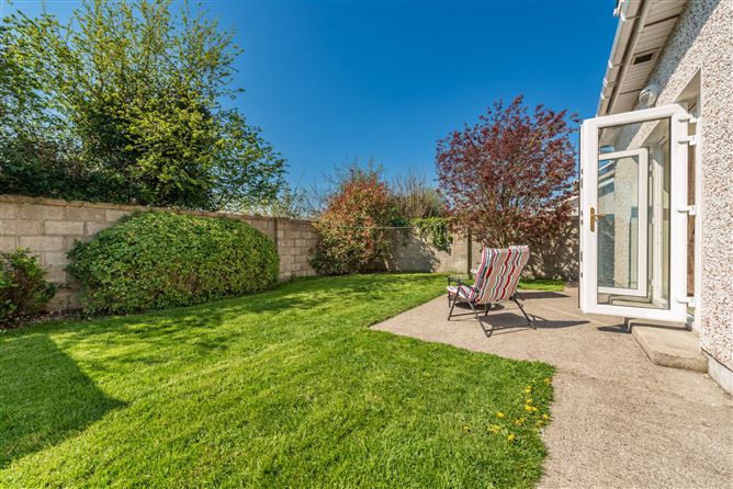 https://photos-a.propertyimages.ie/media/6/2/8/4925826/66df50b8-0956-4513-b07c-8f982b0ac358_l.jpg