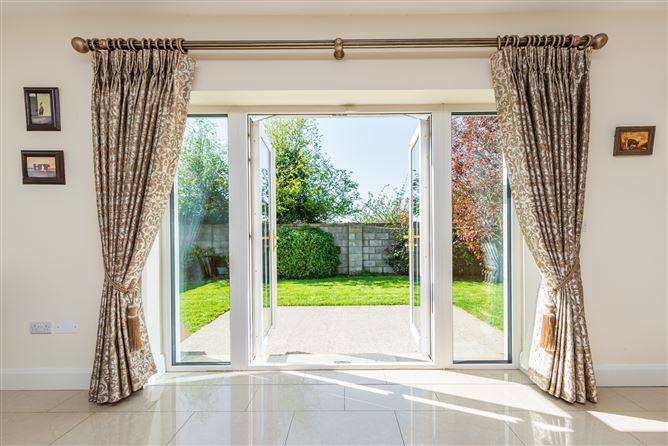 https://photos-a.propertyimages.ie/media/6/2/8/4925826/66df50b8-0956-4513-b07c-8f982b0ac358_l.jpg