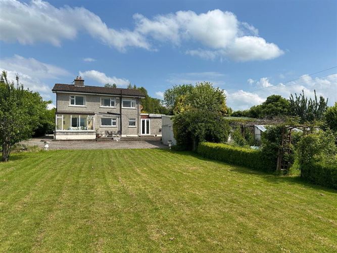 Townspark, Cahir, Co. Tipperary, Tipperary