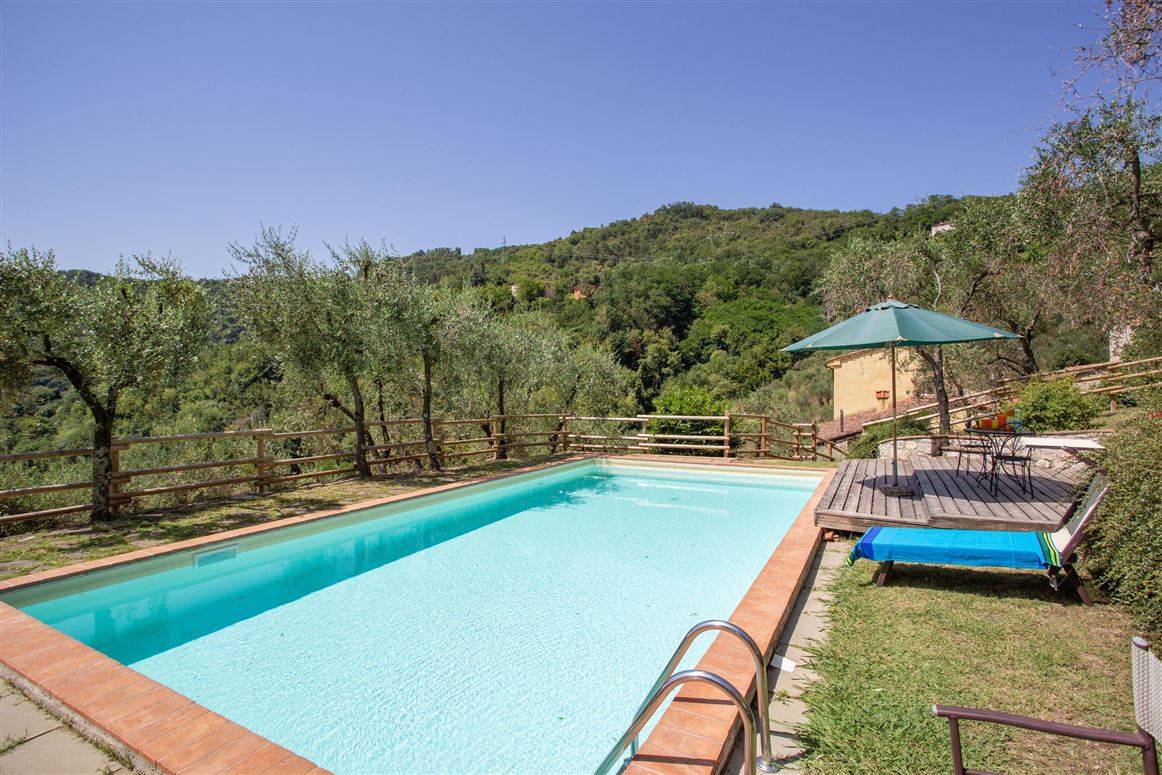 Lovely Courtyard,Mastiano, Tuscany, Italy
