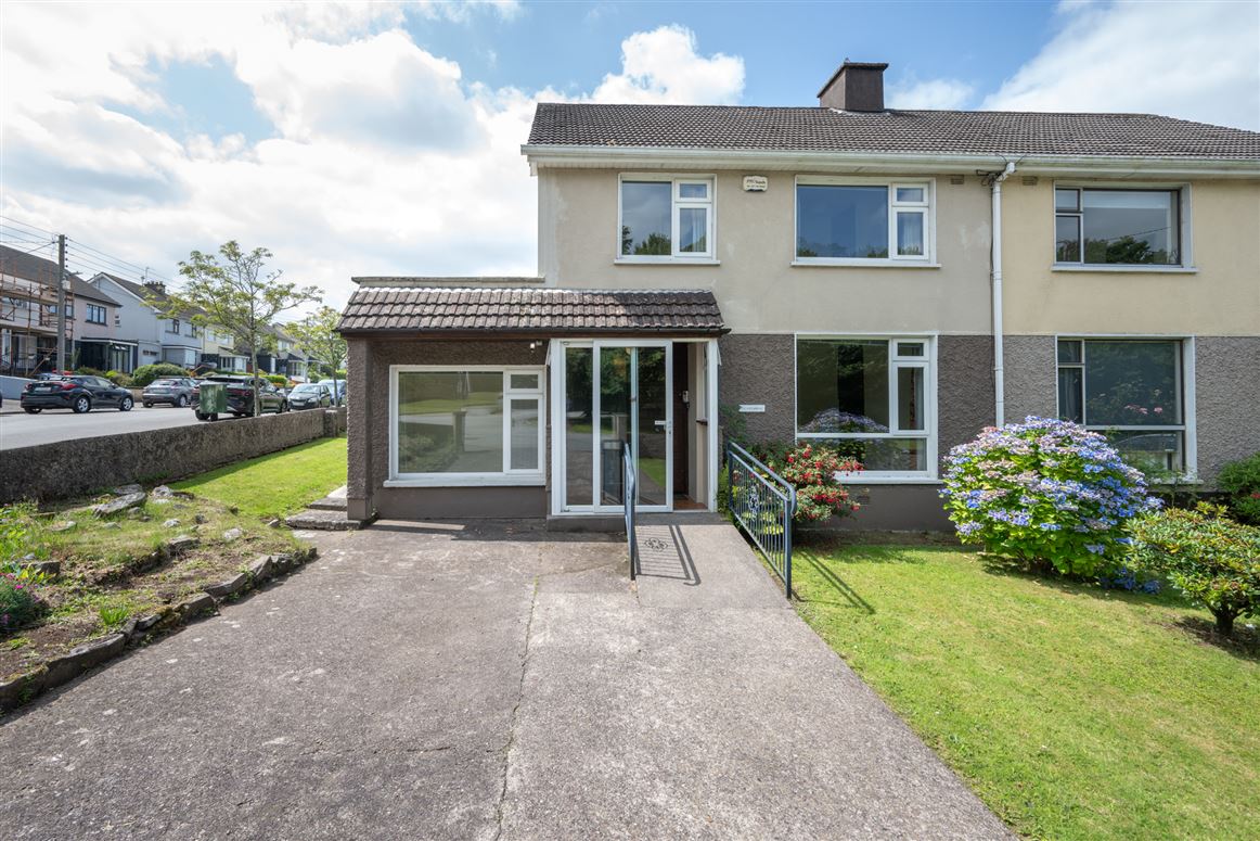 Ferrycarrig, 1 Donnybrook Drive, Douglas, Cork
