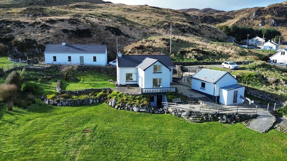 Croaghlin, Teelin, Co. Donegal