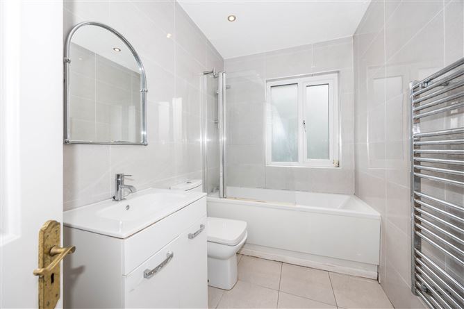 Photo 14 of 24 — 7A Binn Eadair View, Sutton, Dublin 13