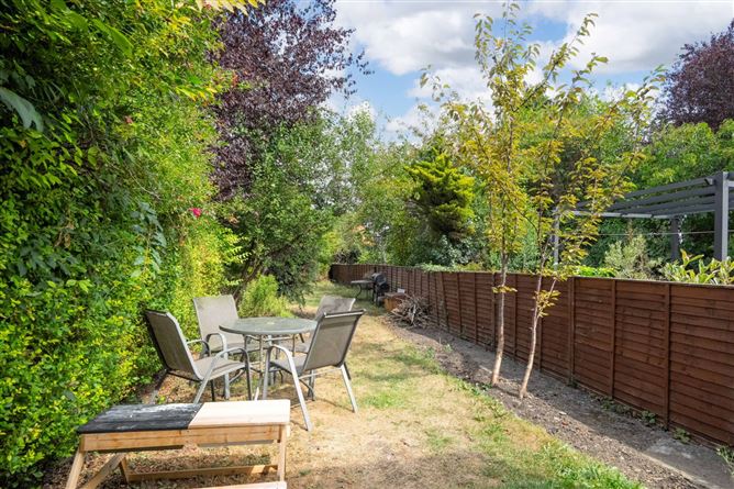 Photo 26 of 32 — 10 Larkfield Gardens, Harold'scross, Dublin 6W