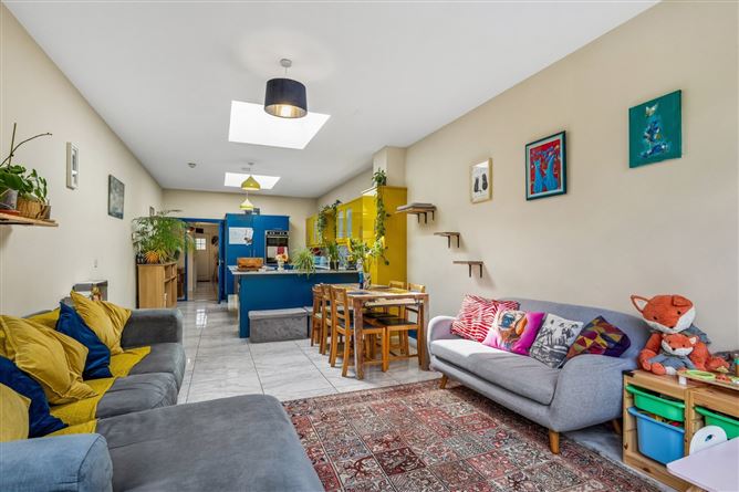Photo 15 of 32 — 10 Larkfield Gardens, Harold'scross, Dublin 6W