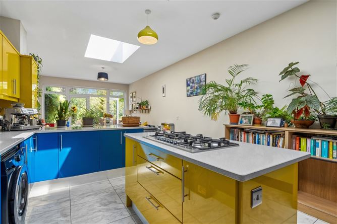 Photo 11 of 32 — 10 Larkfield Gardens, Harold'scross, Dublin 6W